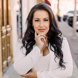 Jennifer Tomlin, Realtor